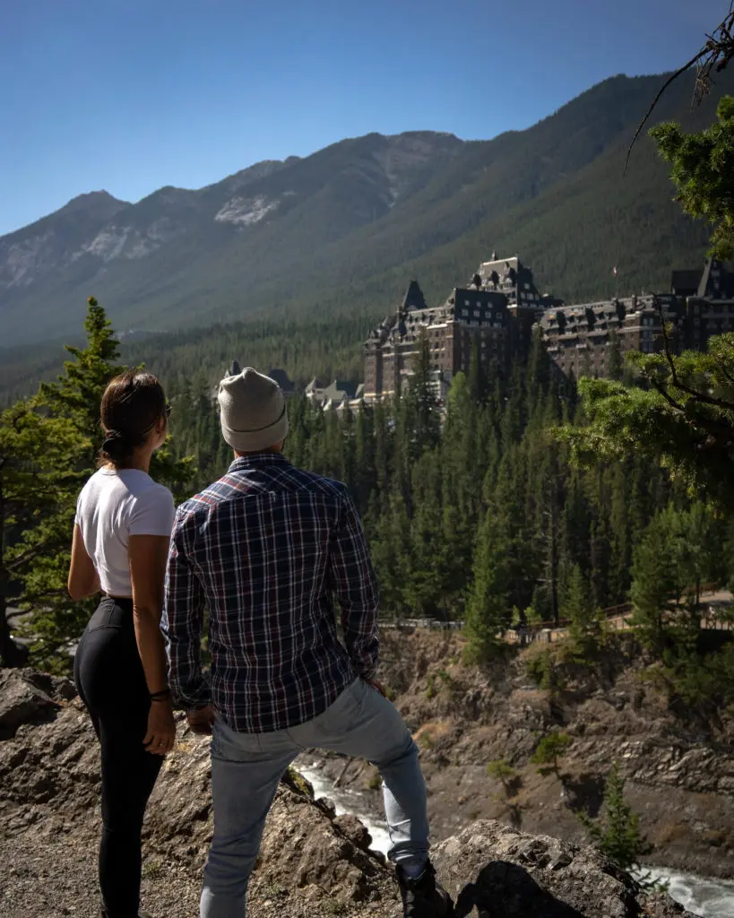 Fairmont-Banff-Springs-hotel-parc-national-Alberta-Canada-rocheuses