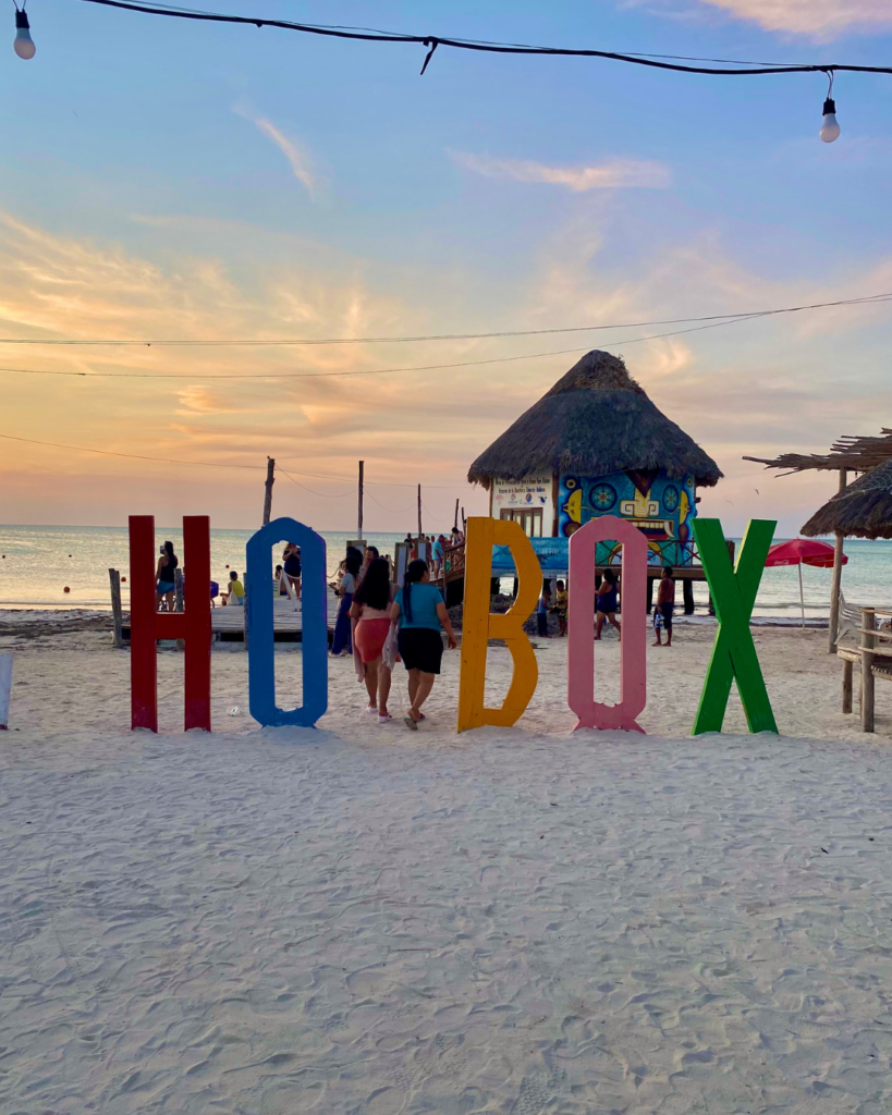 La plage de Holbox au Mexique